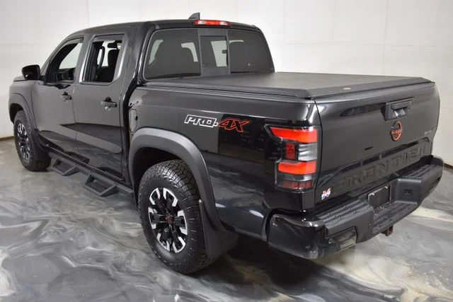 Used 2022 Black Nissan PRO-4X image 7