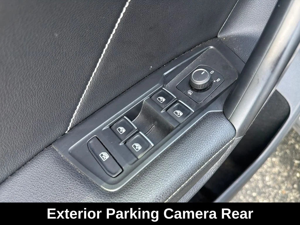 Used 2023 Silver Volkswagen 2.0T SE R-Line Black image 14
