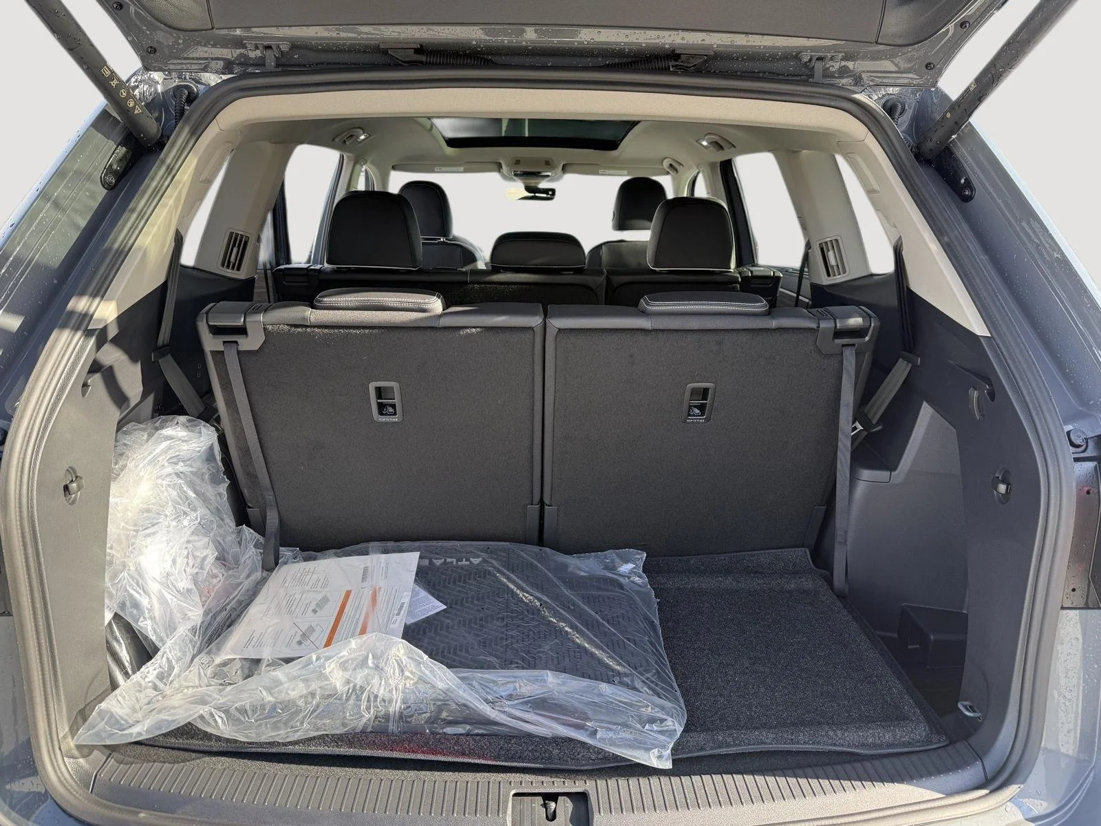 2026 Volkswagen Atlas SEL Premium R-Line - Photo 11