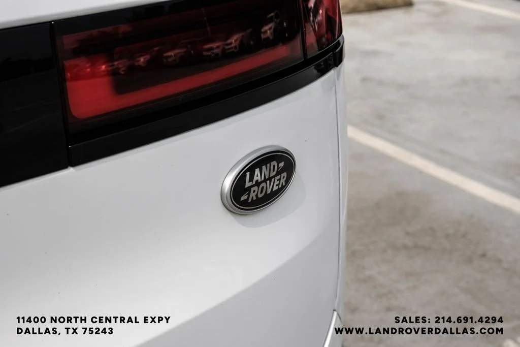 Used 2023 Fuji White Land Rover SE image 56