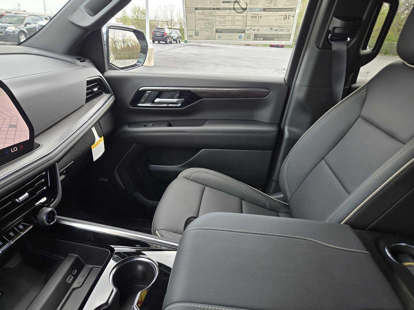 2026 Chevrolet Suburban Premier - Photo 9