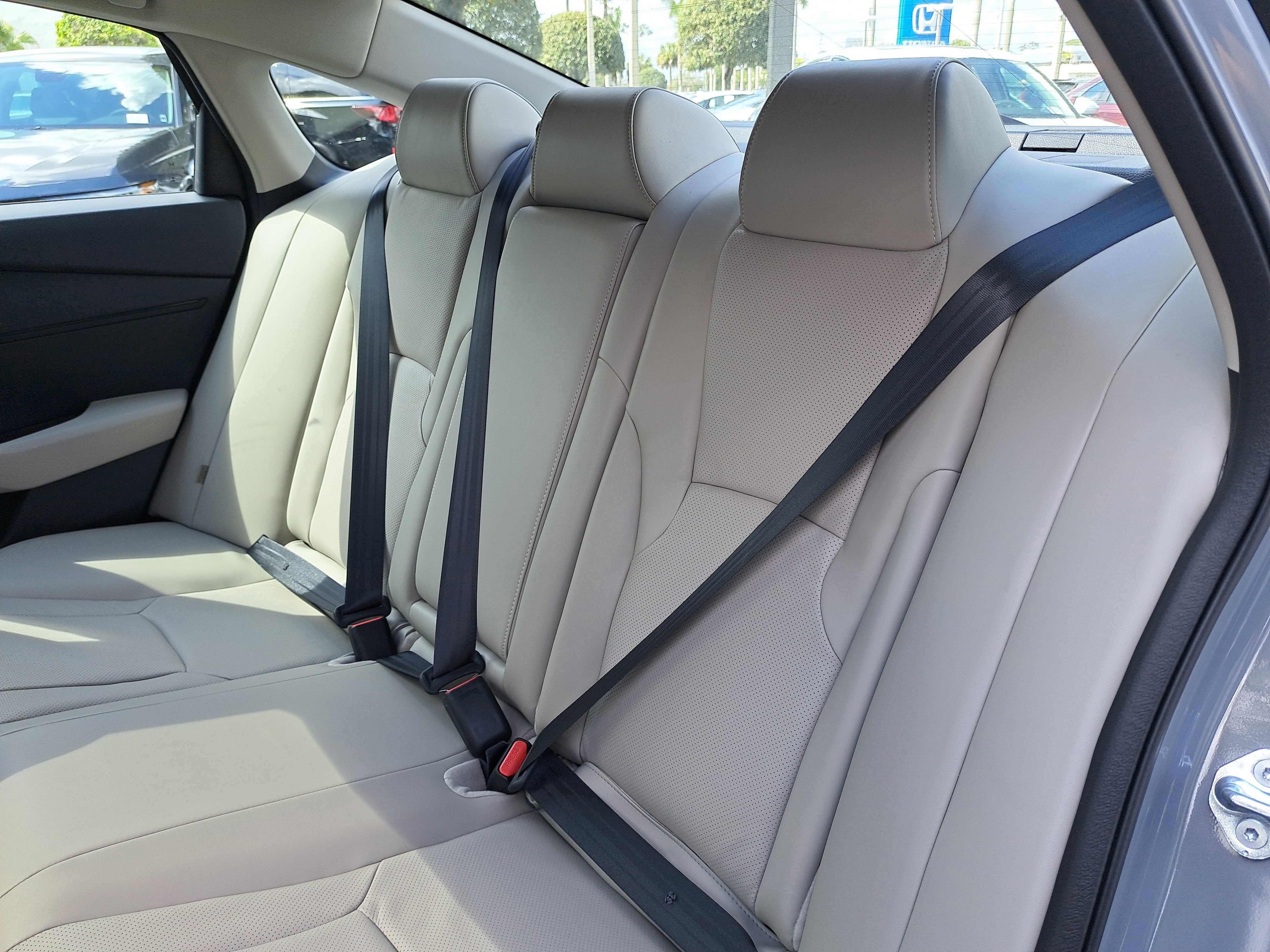 New 2026 Urban Gray Pearl Honda EX-L image 12