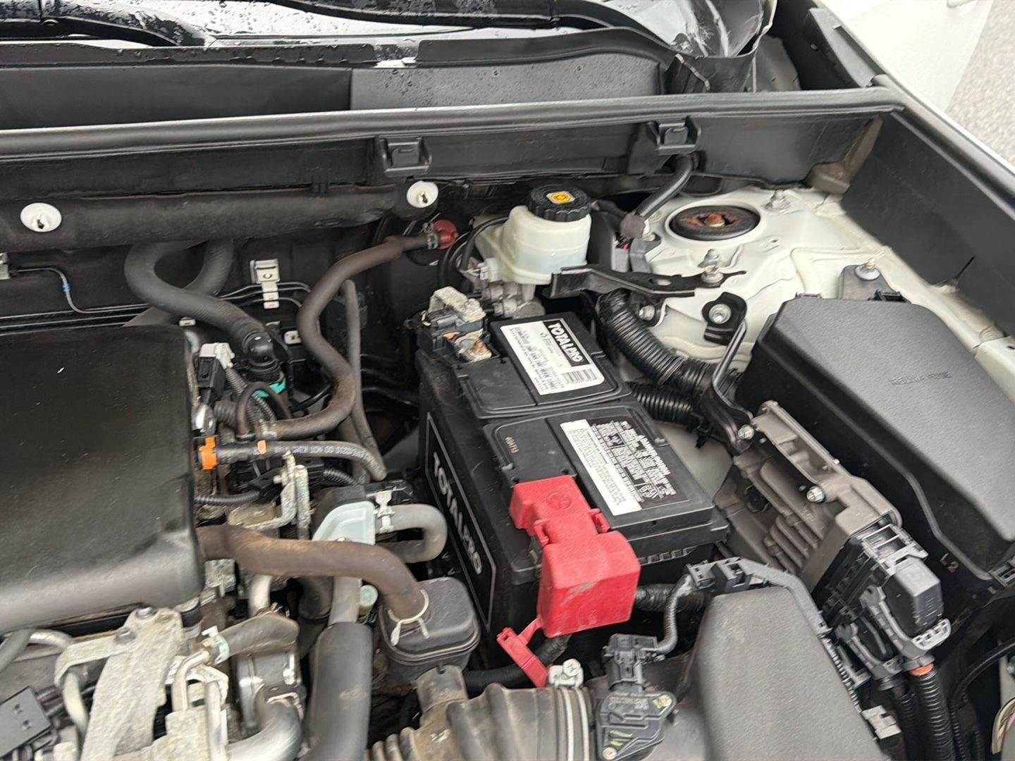 Used 2020 Super White Toyota XLE image 32