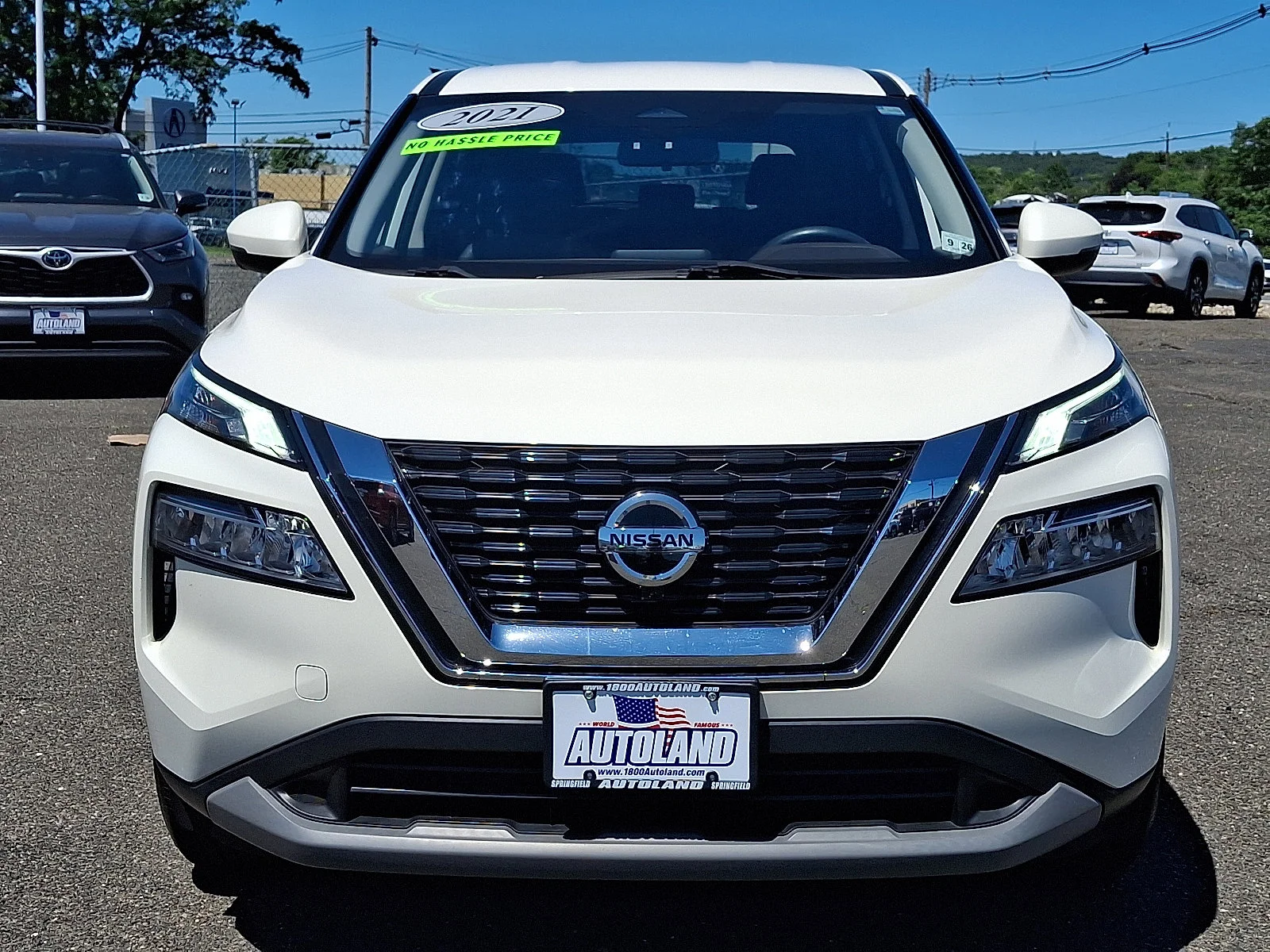 Used 2021 Pearl White Tricoat Nissan SV image 2
