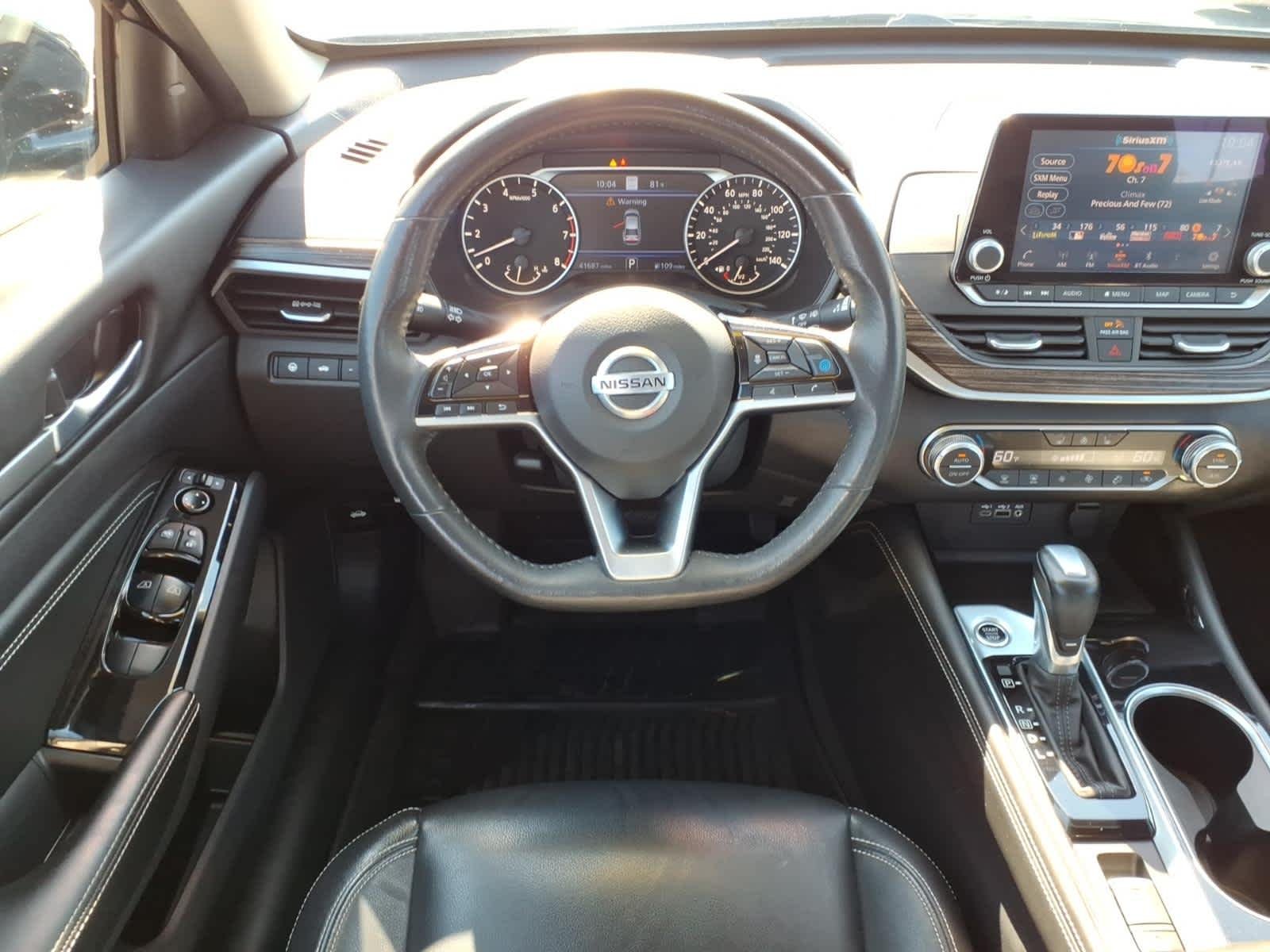 Used 2022 Super Black Nissan 2.5 SL image 14