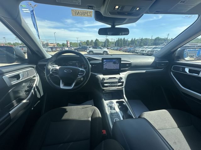 Used 2023 Star White Ford XLT image 21