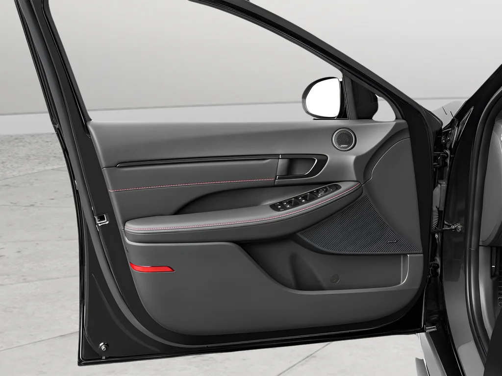 Used 2024 Black Hyundai SEL image 42