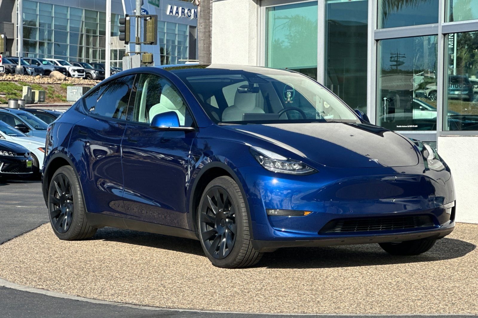 Used 2021 Tesla Model Y Long Range with VIN 5YJYGDEE2MF258943 for sale in Escondido, CA