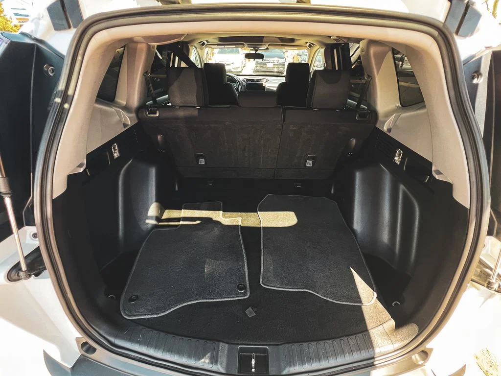 Certified Used 2019 Platinum White Pearl Honda EX image 20