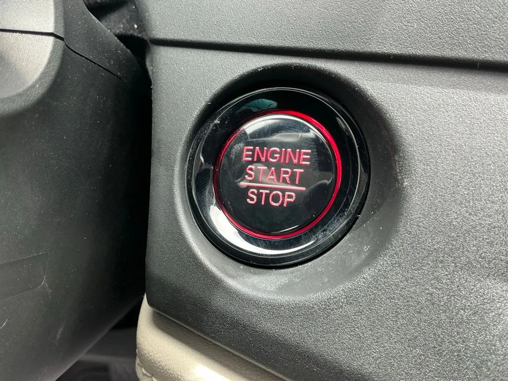 Used 2023  Honda LX image 36