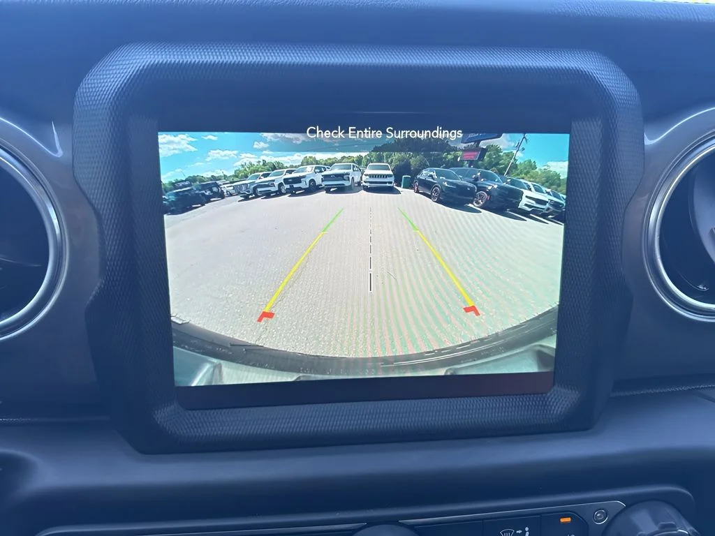 Used 2023 Black Jeep Sahara image 25