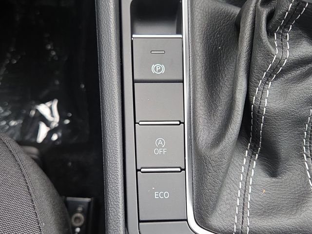 2026 Volkswagen Jetta Sport - Photo 7