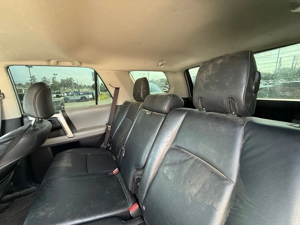 Used 2013 Silver Toyota SR5 image 25