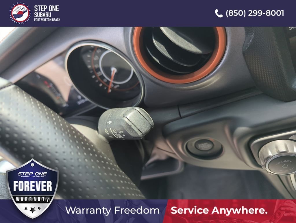 Used 2023 Silver Jeep Mojave image 24
