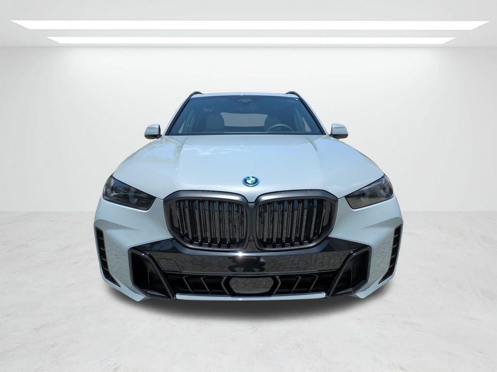 New 2026 Brooklyn Grey Metallic BMW xDrive50e image 9