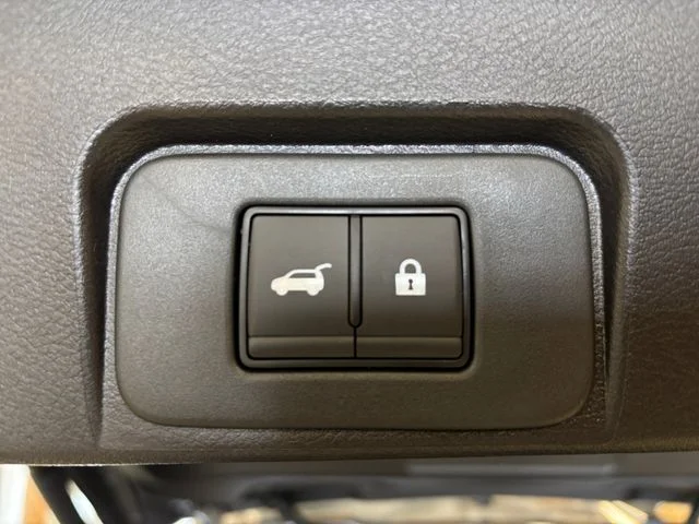 New 2026 Boulder Gray Pearl Nissan Rock Creek image 17