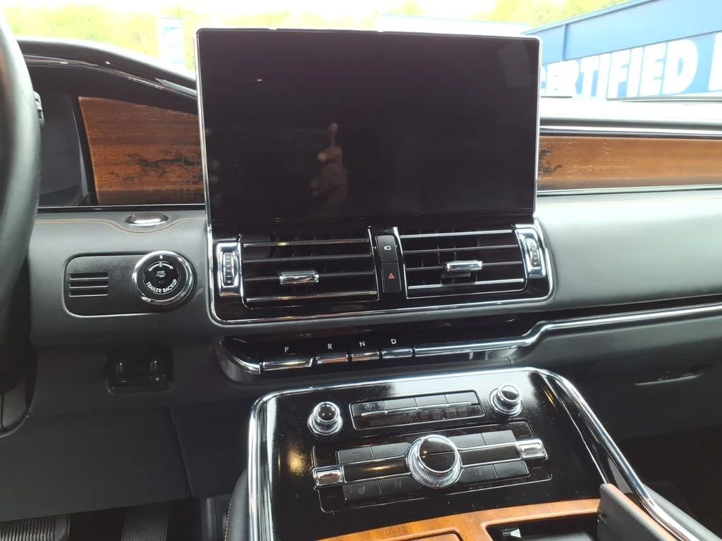 Used 2023 Black Lincoln Black Label image 21