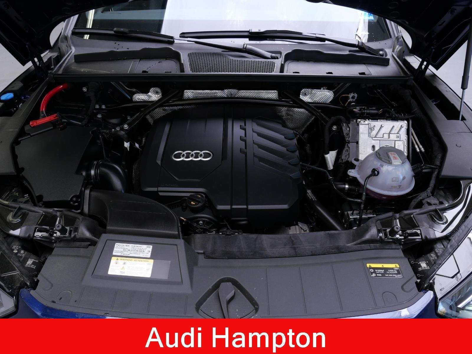Used 2025 Navarra Blue Metallic Audi S line Premium Plus image 32