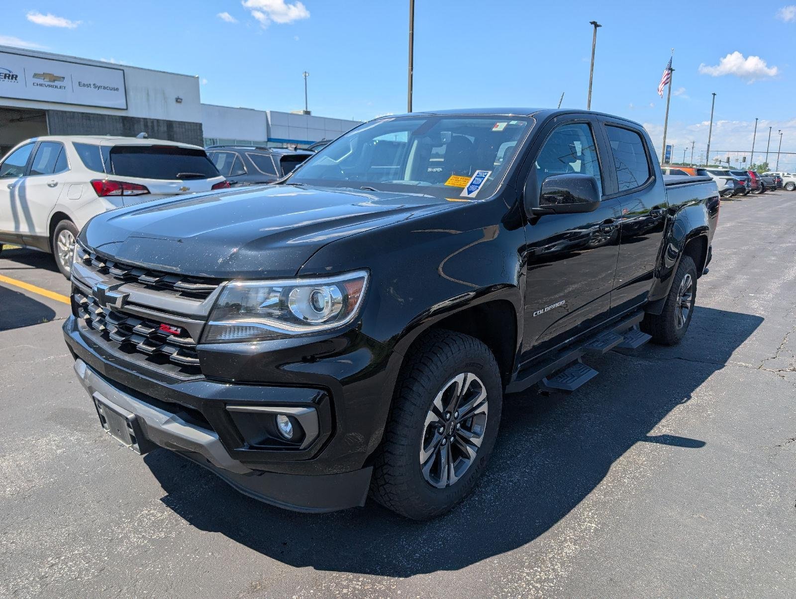 Used 2022 Black Chevrolet 4WD Z71 image 4