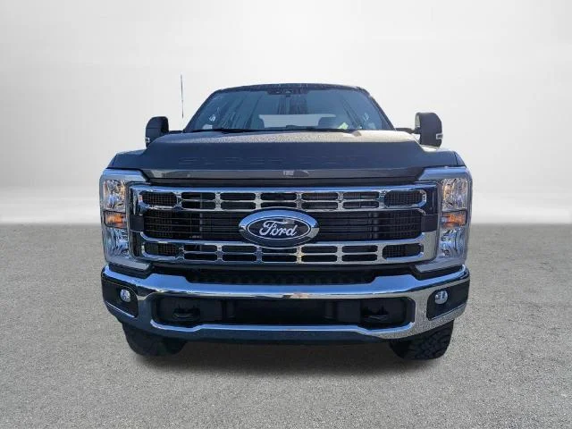 New 2027 Carbonized Gray Metallic Ford F-250® XLT image 33