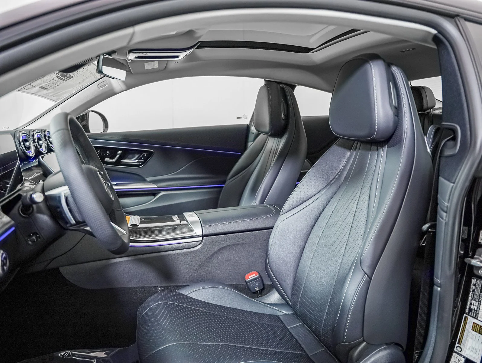 New 2027 Black Mercedes-Benz CLE 300 4MATIC® image 11