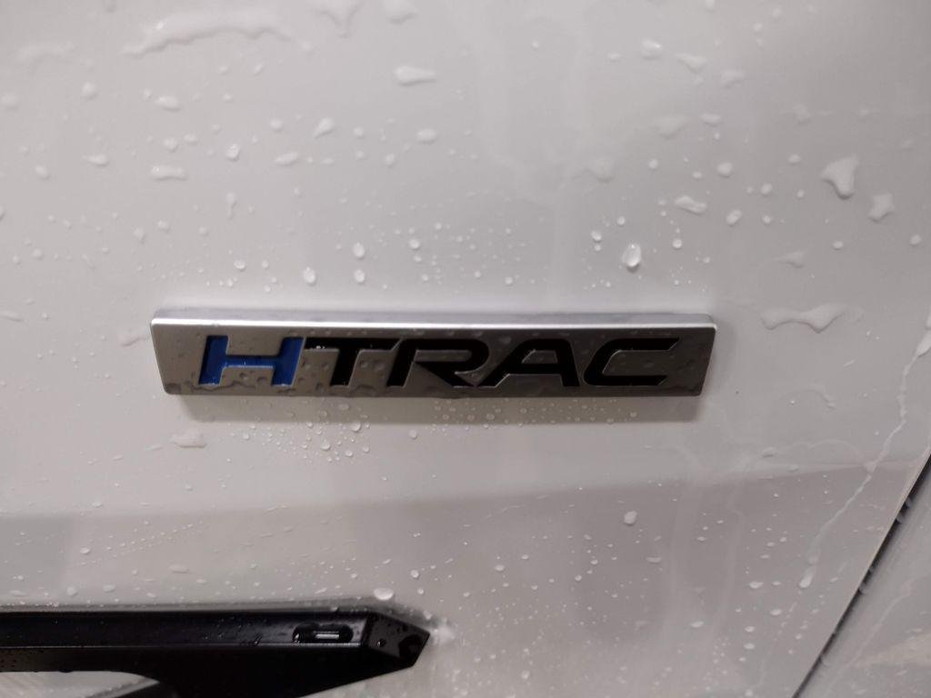 New 2026 White Hyundai SE image 13