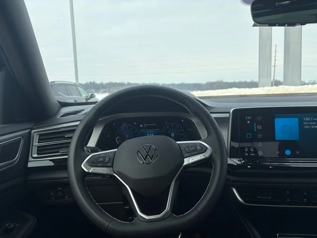 New 2026 Black Volkswagen 2.0T SE w/Technology image 19