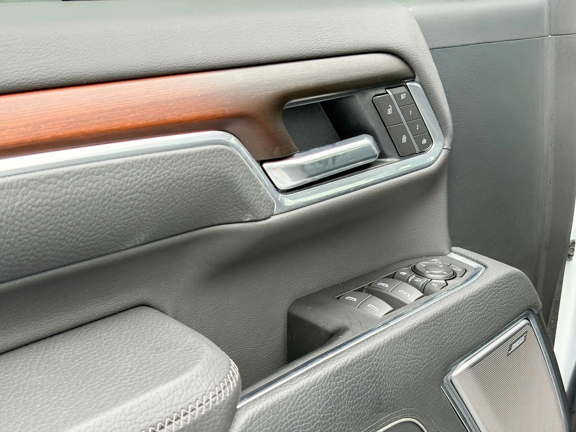 2026 GMC Sierra 2500HD Denali - Photo 23