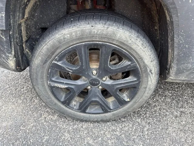Used 2019 Orange Jeep Latitude image 11
