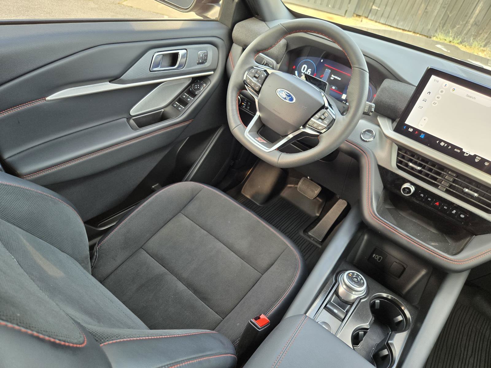 2026 Ford Explorer ST - Photo 19