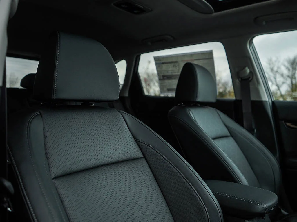 New 2026 Snow White Pearl Kia SX AWD image 12