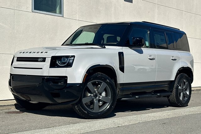 2026 LAND ROVER Defender 110 X-Dynamic SE