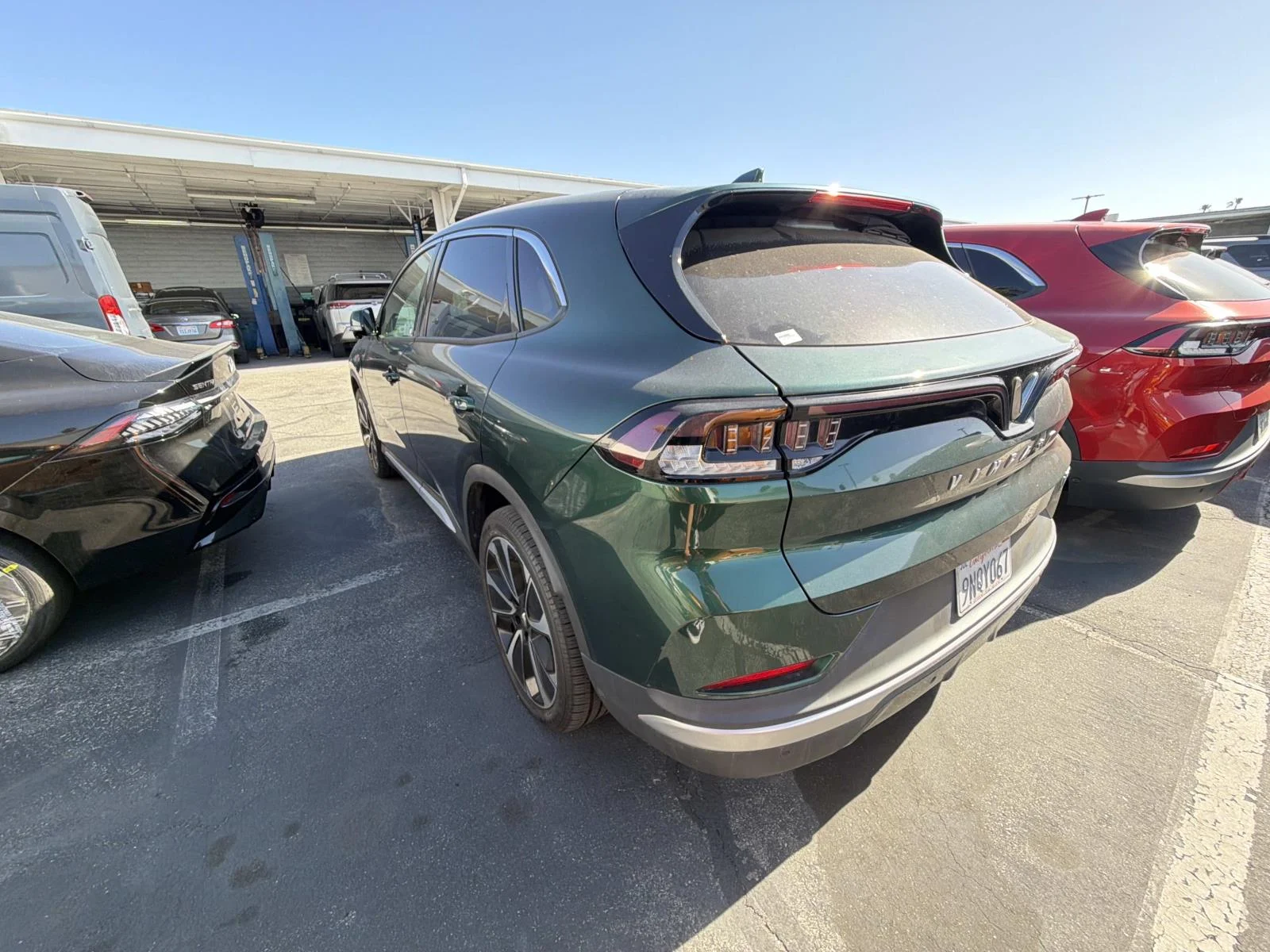 Used 2024 Deep Ocean Metallic VinFast Plus image 7