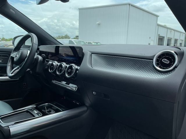 Certified Used 2026 White Mercedes-Benz GLA 250 image 40
