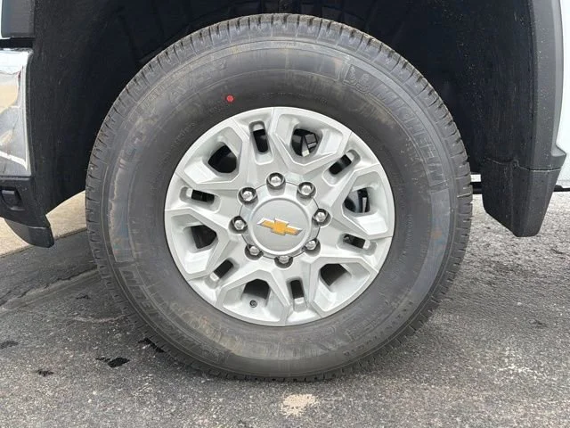 2026 Chevrolet Silverado 3500 HD LT - Photo 32