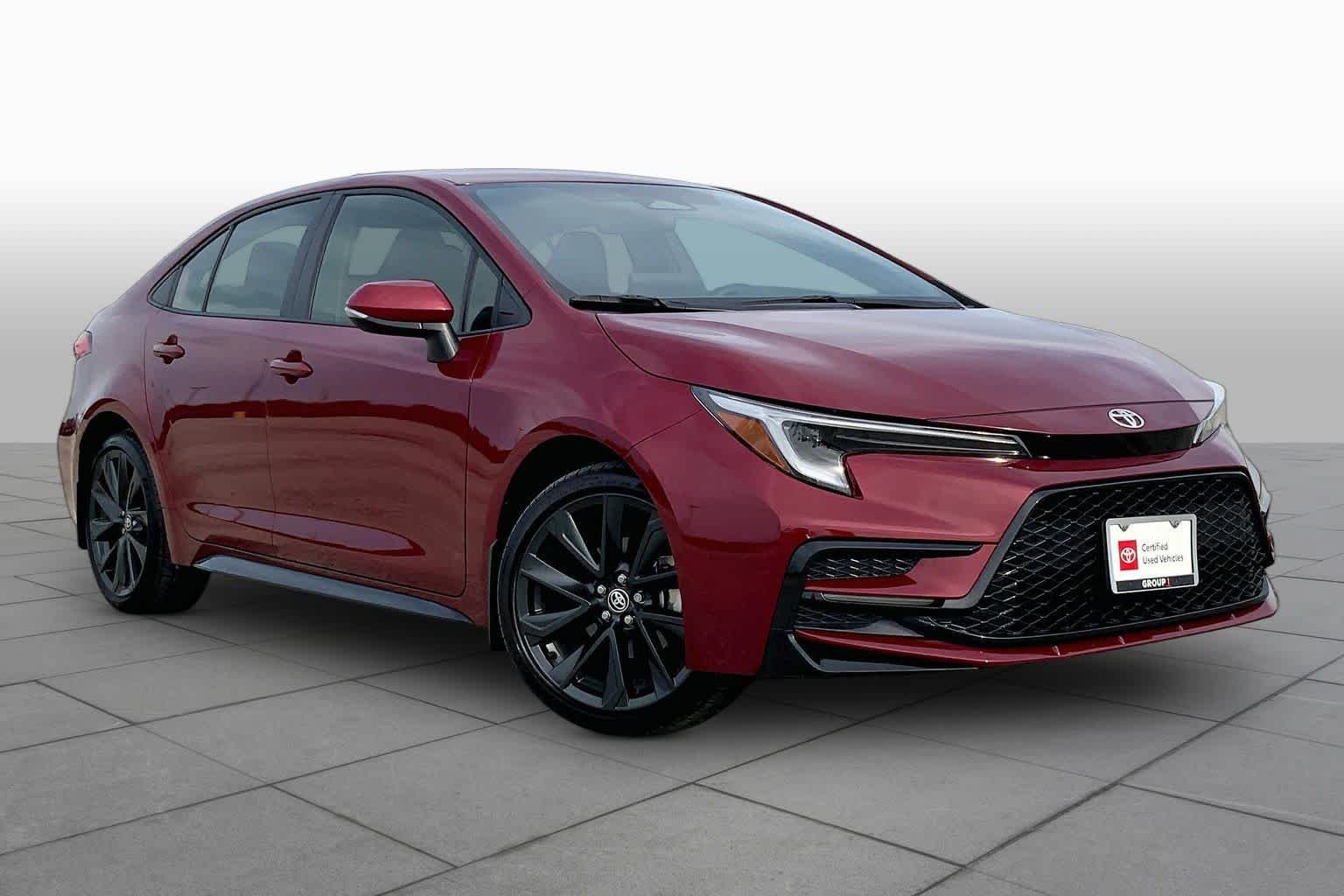 Used 2026 Ruby Flare Pearl Toyota Hybrid SE image 3