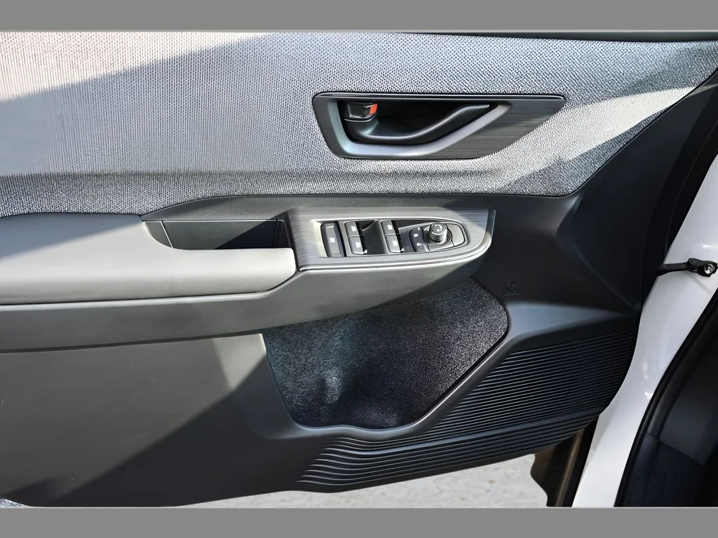 New 2026 CRYSTAL WHITE PEARL Subaru Premium image 25