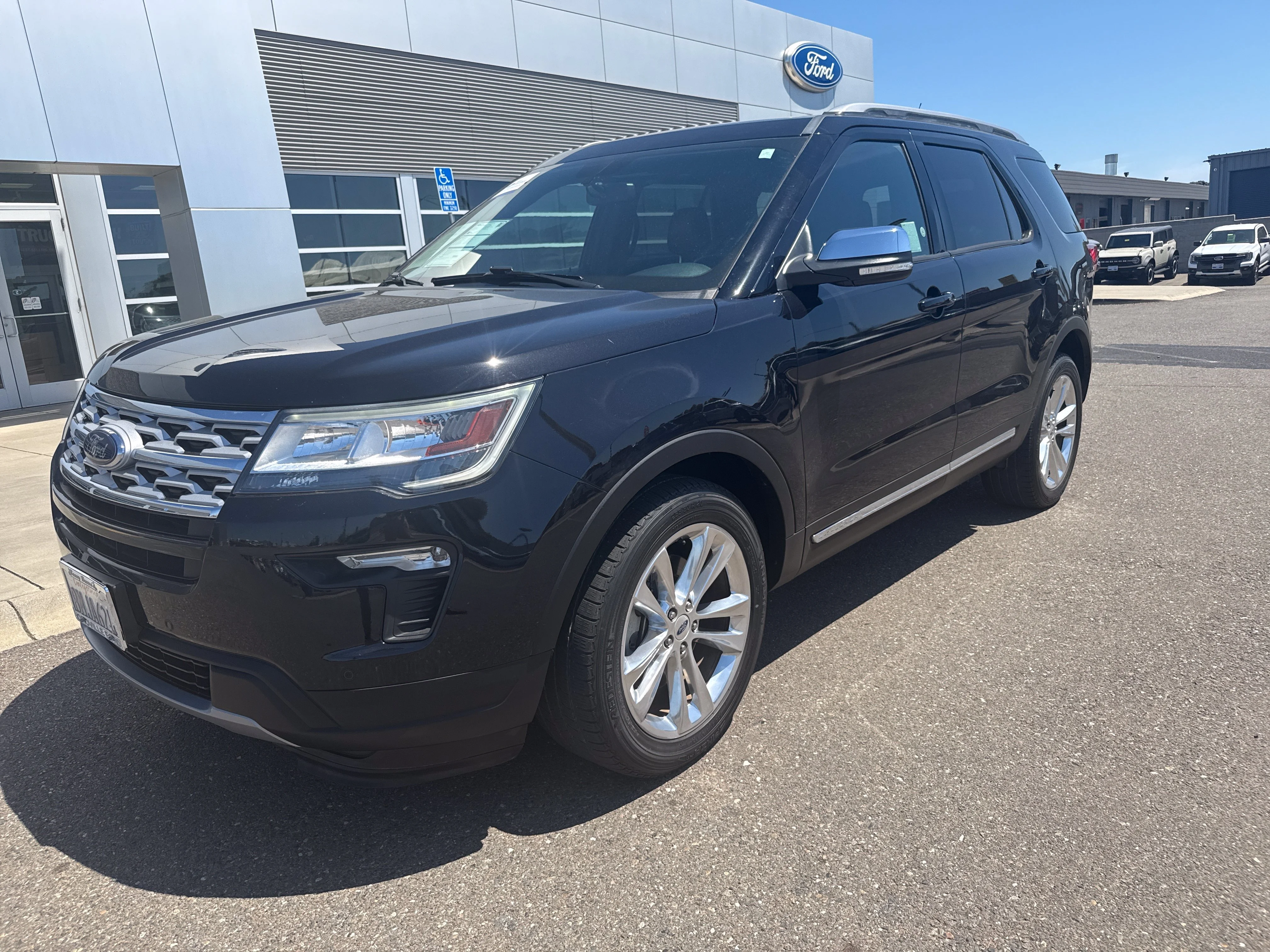 2019 Ford Explorer XLT 4WD's photo