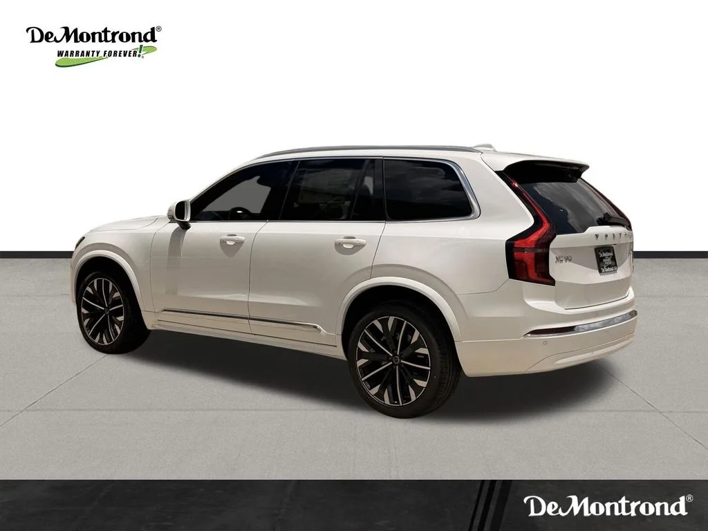 New 2026 Crystal White Volvo Core image 7