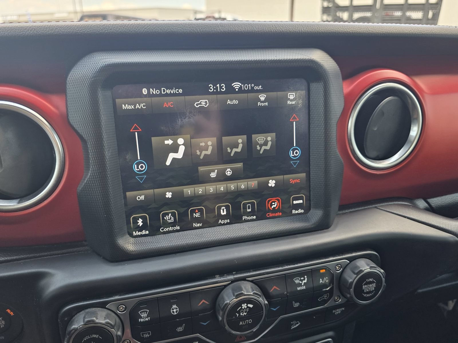 Used 2019 White Jeep Rubicon 4x4 image 15