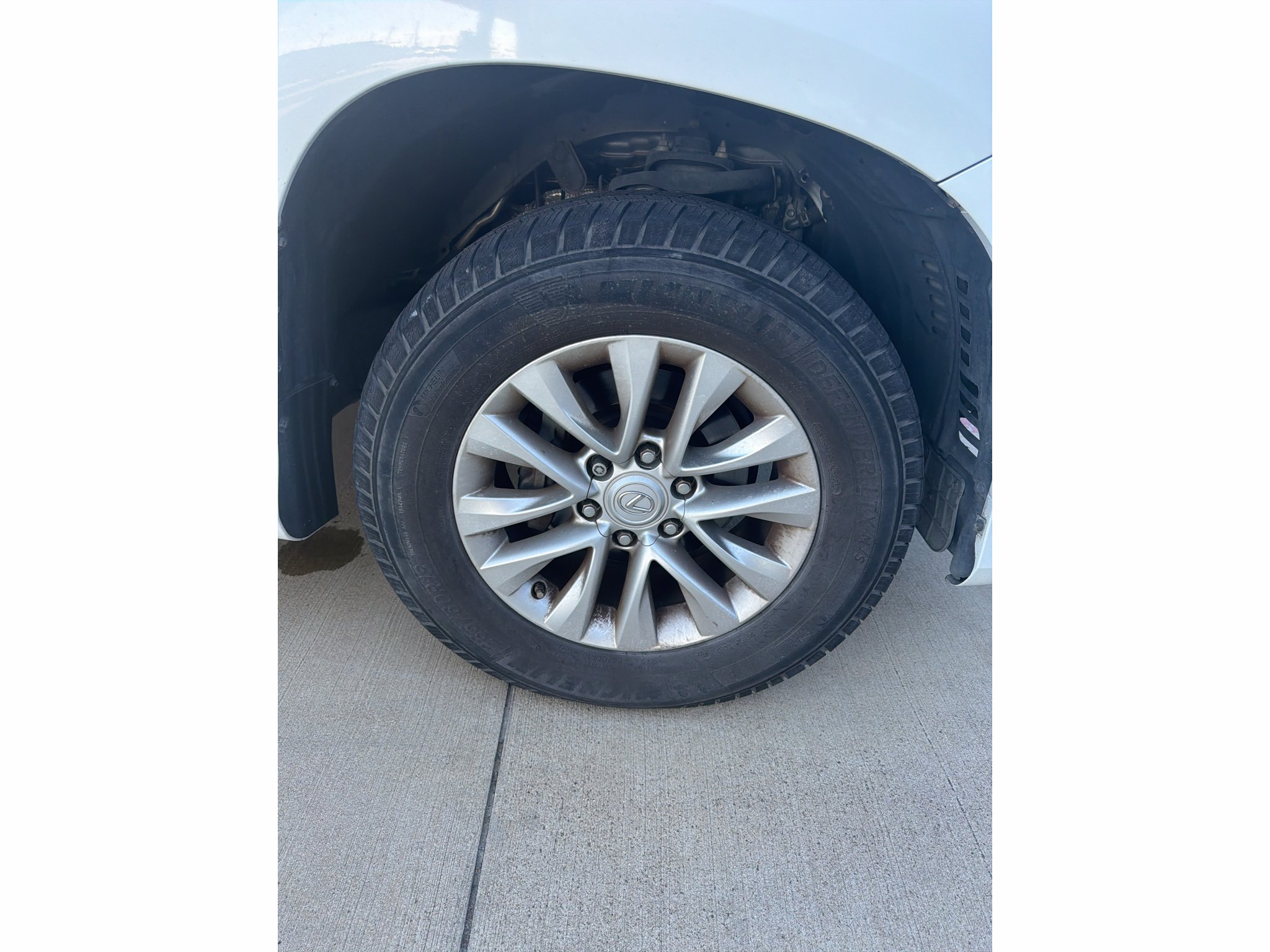 Used 2018 Starfire Pearl Lexus Premium image 22