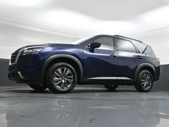 Used 2025 Blue Nissan SV image 37