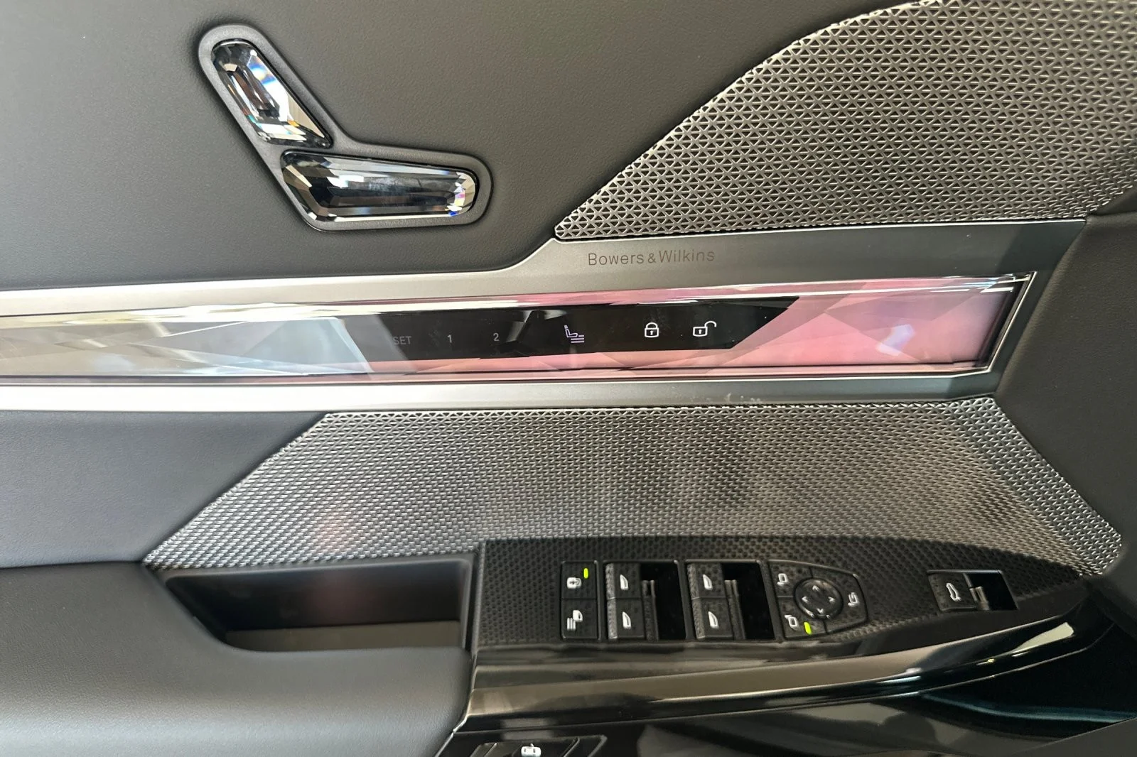 New 2026 Brooklyn Grey Metallic BMW 740i xDrive image 10