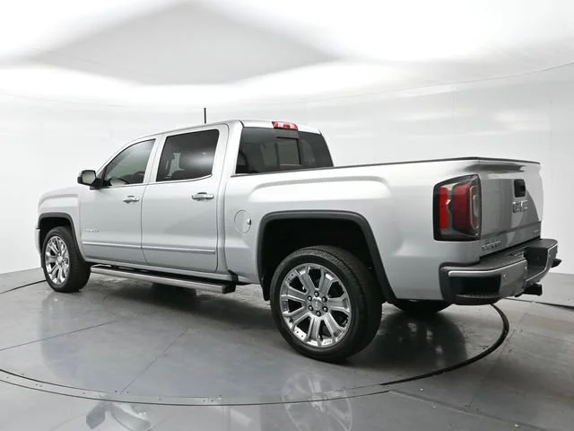 Used 2018 QUICKSILVER METALLIC GMC Denali image 5