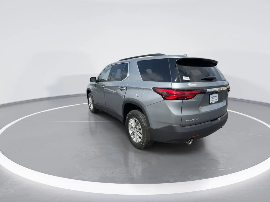 Used 2023 Gray Chevrolet LT image 5