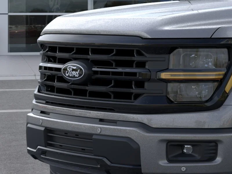New 2026 Carbonized Gray Metallic Ford XLT image 37