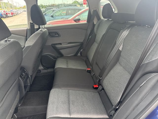 Used 2021 Blue Nissan S image 14