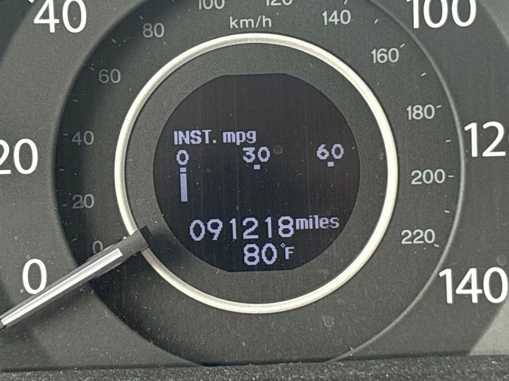 Used 2016 Black Honda Touring image 2