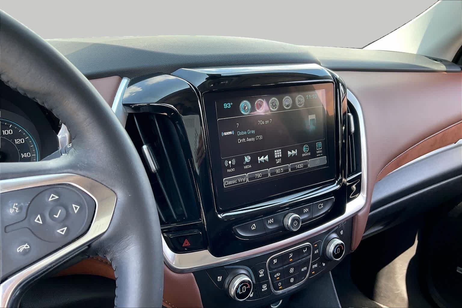 Used 2018 Mosaic Black Metallic Chevrolet High Country image 6