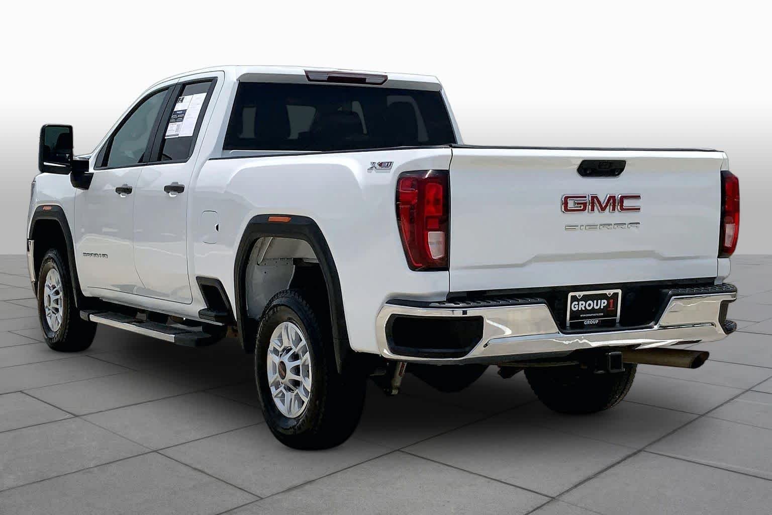 Certified Used 2021 SUMMIT WHITE GMC 4WD Double Cab Standard Bed image 12